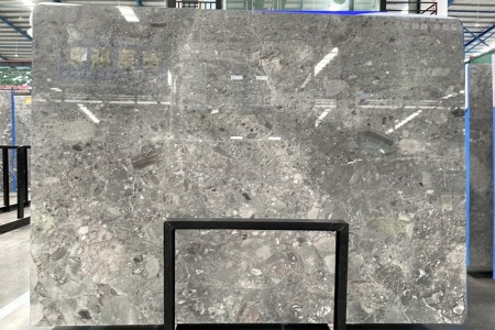魚肚灰