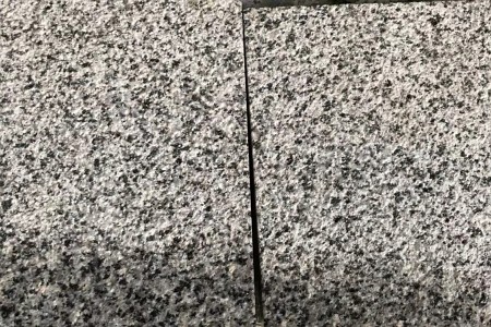 芝麻灰荔枝面