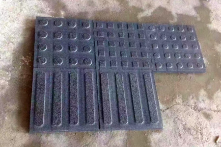 盲道石