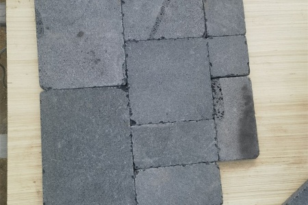 海南黑滾筒面