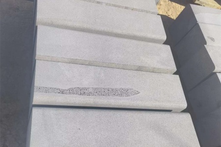 海南黑粗磨路沿石