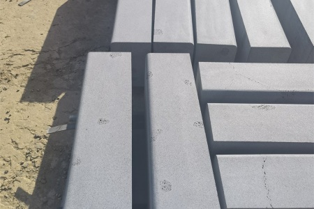 海南黑粗磨路沿石