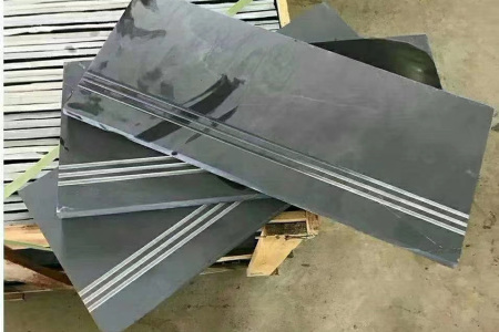 臺階石