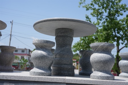 石桌石凳