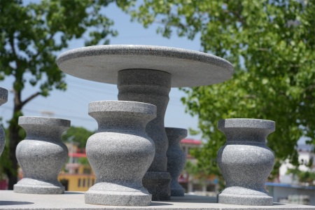 石桌石凳