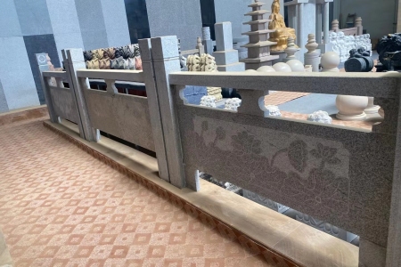 芝麻灰欄桿