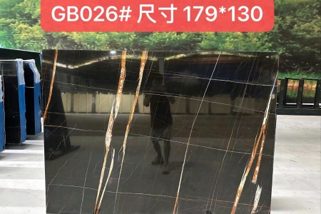 勞倫黑金