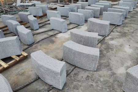 路沿石