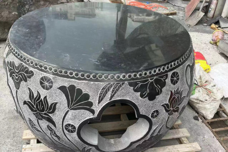 石桌