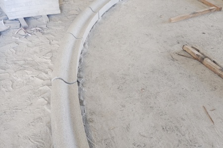 芝麻白路牙石