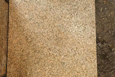 黃銹石