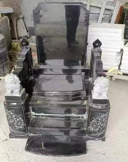 西鄉(xiāng)黑墓碑