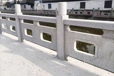 石欄桿