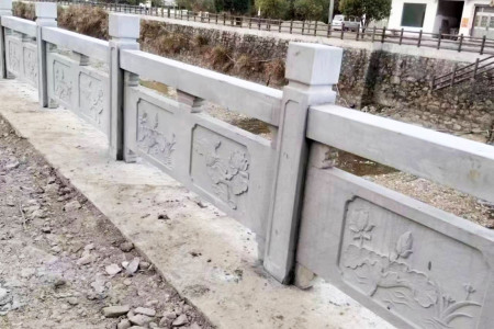 石欄桿