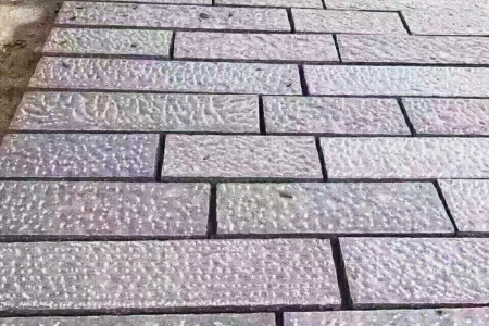 地鋪石