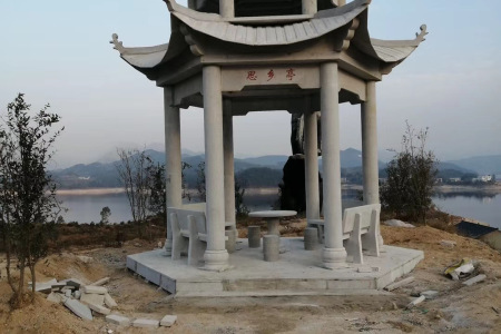 雙層石涼亭