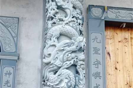 龍柱