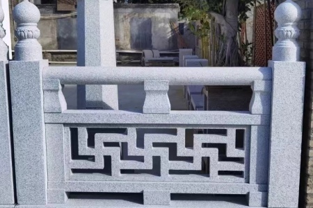 青石欄桿