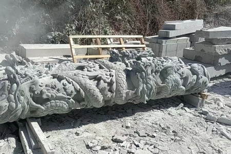 龍紋柱
