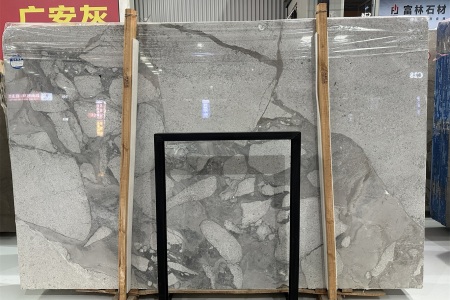 魚肚灰
