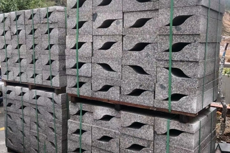 路沿石