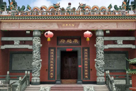 石龍柱