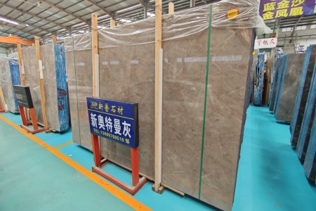 新奧特曼灰