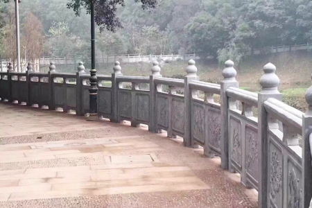 橋欄板