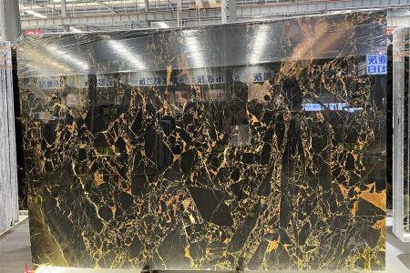 雅典黑金花