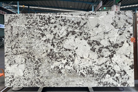 雪山藍(lán)