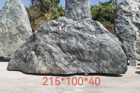 九龍玉景石，每一塊的紋理都不一樣