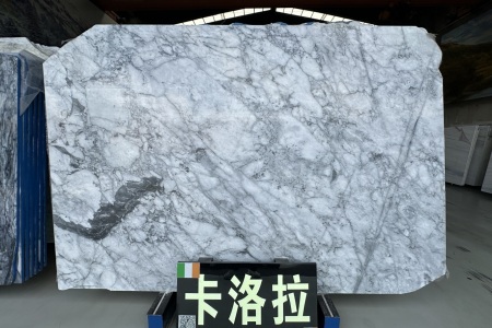 卡洛拉