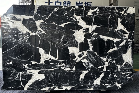 寶格麗黑
