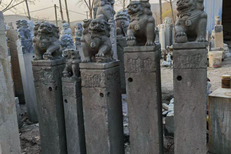 拴馬柱