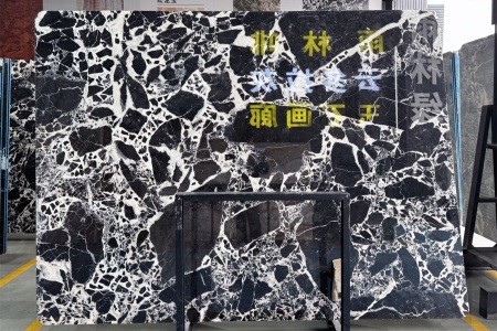 寶格麗黑