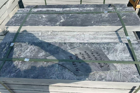 青石板