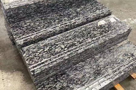臺階石