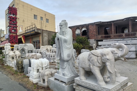 大象雕刻