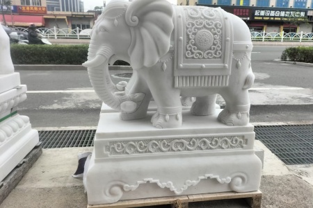 大象雕刻