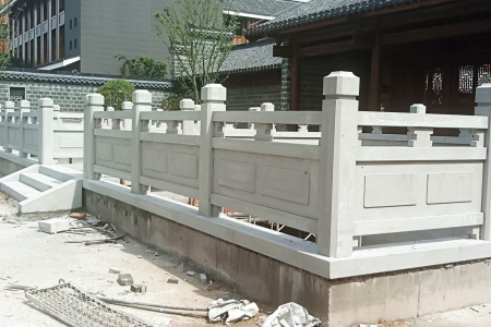 石欄桿
