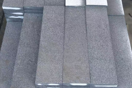 芝麻黑荔枝面