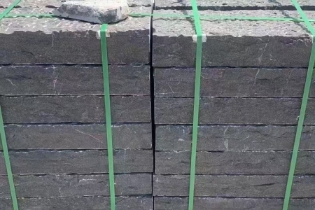 青石