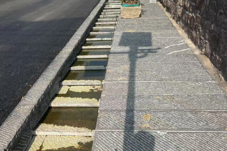 青石板鏨道面