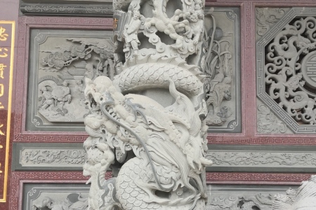 龍紋柱