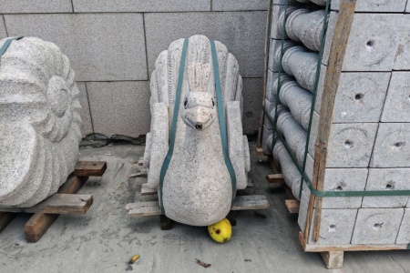 石雕孔雀噴水?dāng)[件石雕海螺噴水流水?dāng)[件
