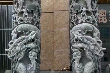 龍紋柱