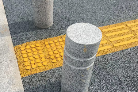 車止石