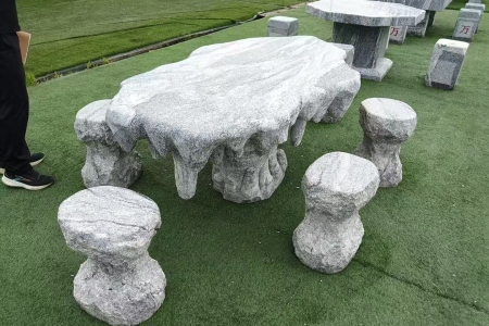 石桌凳(山水巖)