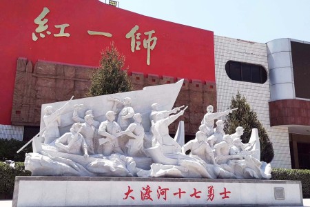 戰(zhàn)爭抗戰(zhàn)雕塑