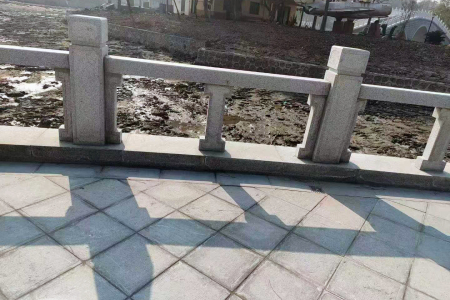 石欄桿